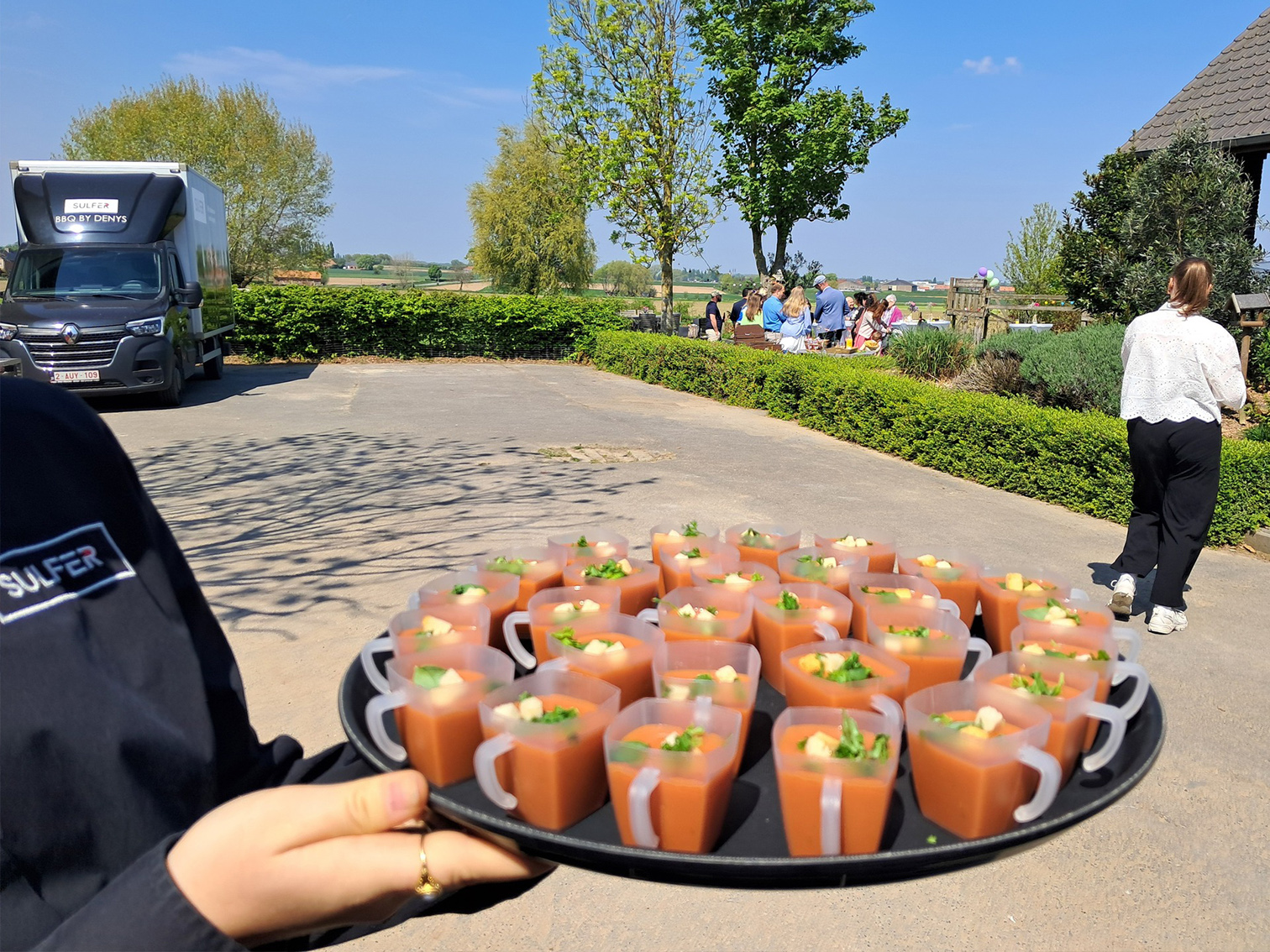 Sharing barbecue